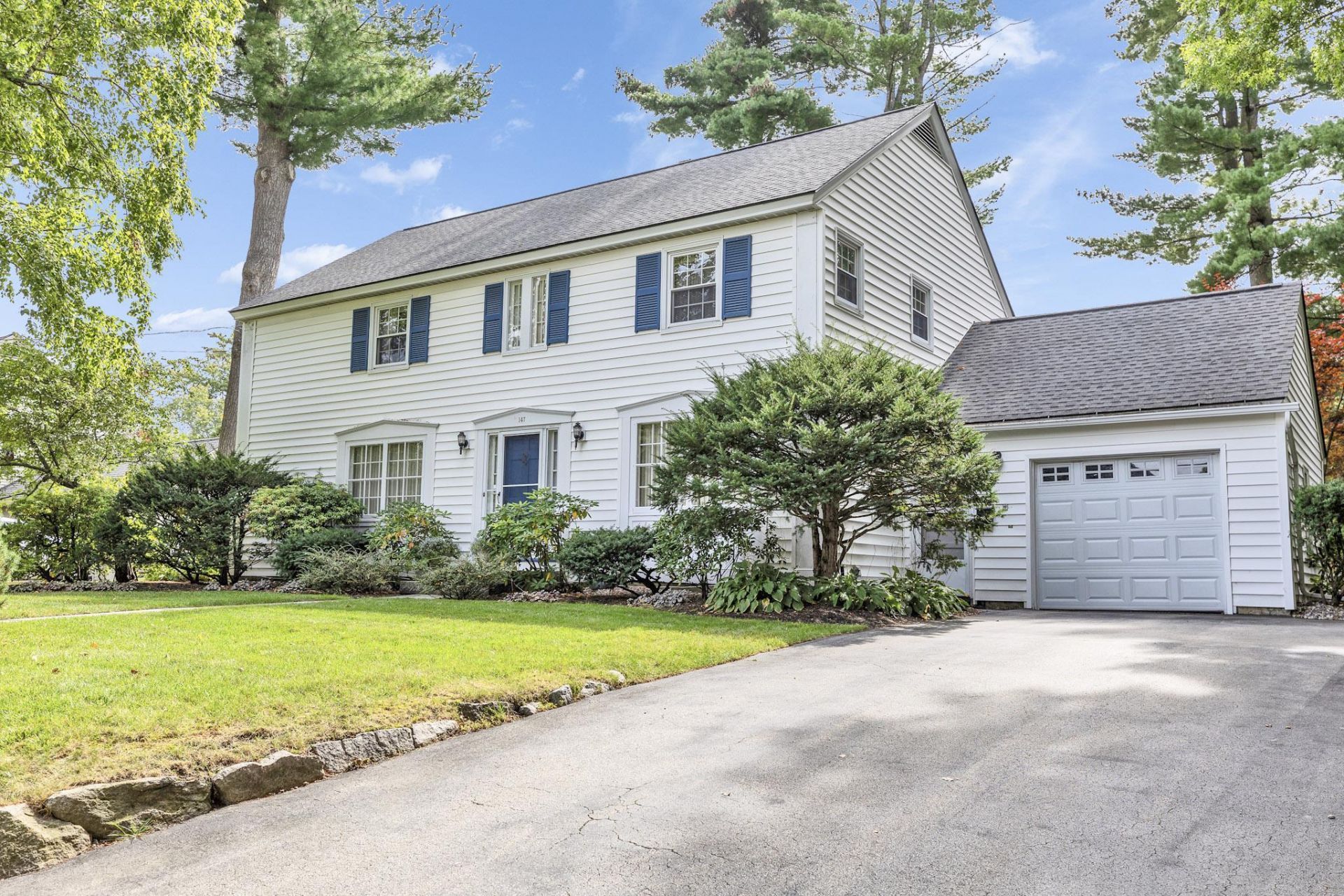 Kearney St, Manchester, NH 03104