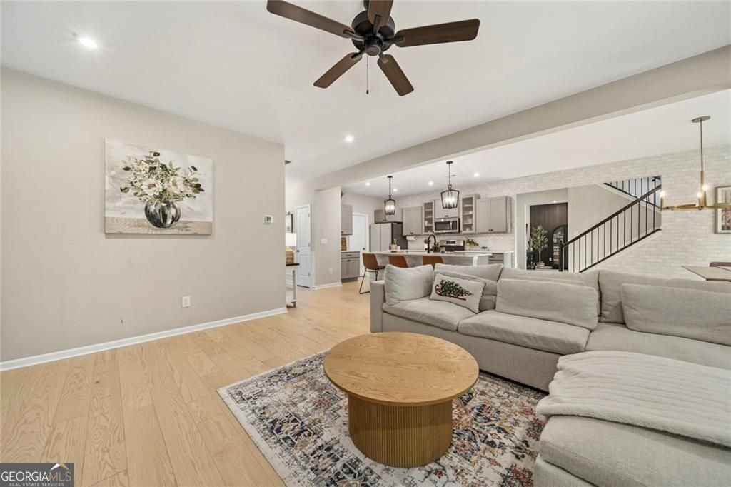 Braselton, Georgia, 30517, United States, 4 Bedrooms Bedrooms, ,3 BathroomsBathrooms,Residential,For Sale,2042079