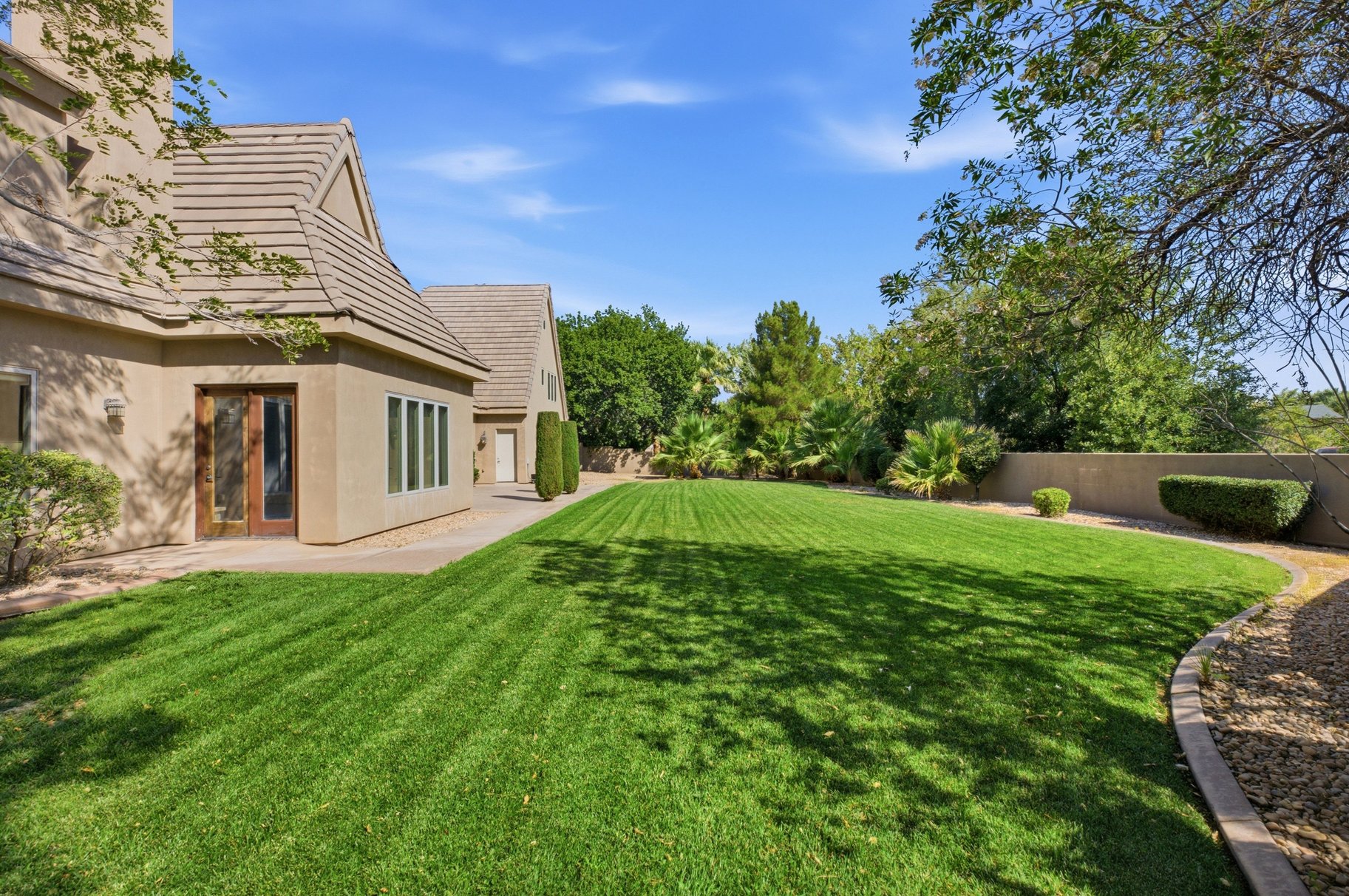  French Country Estate, Tucked Within an Exclusive Luxury Gated Community - 物件實景