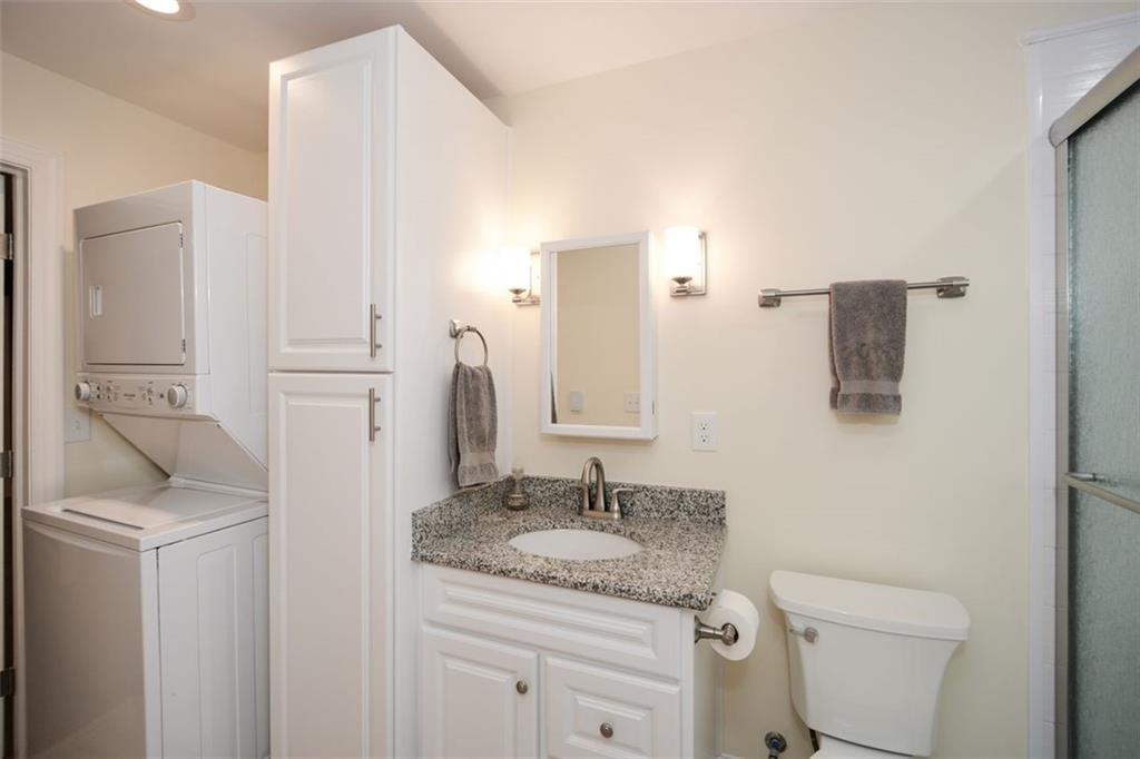 Dallas, Georgia, 30132, United States, 6 Bedrooms Bedrooms, ,5 BathroomsBathrooms,Residential,For Sale,1918553