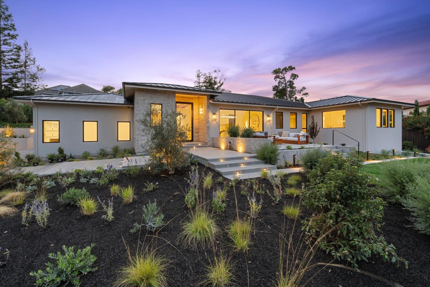 Hillsborough, California, 94010, United States, 5 Bedrooms Bedrooms, ,5 BathroomsBathrooms,Residential,For Sale,1947157