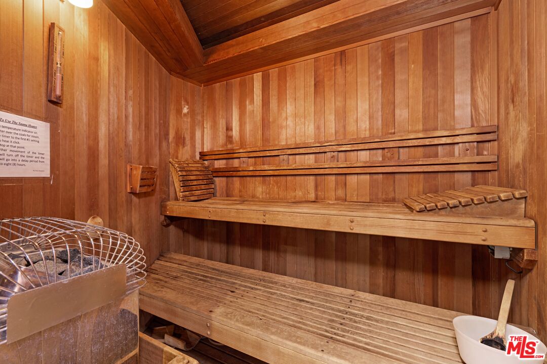 Los Angeles, California, 90024, United States, 2 Bedrooms Bedrooms, ,1 BathroomBathrooms,Residential,For Sale,1948814