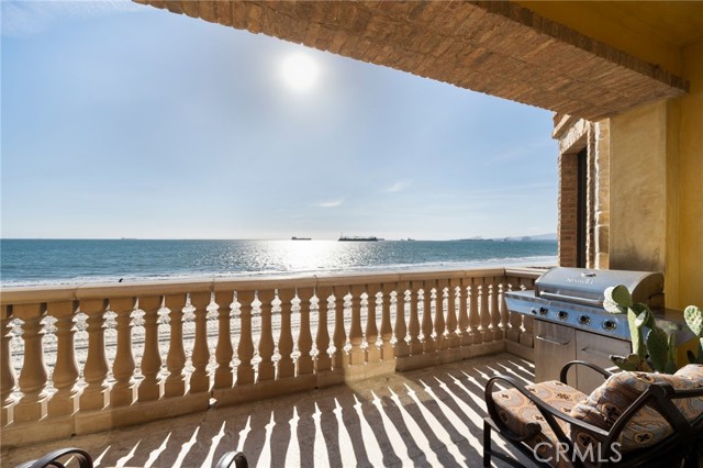 Long Beach, California, 90803, United States, 6 Bedrooms Bedrooms, ,8 BathroomsBathrooms,Residential,For Sale,1835519