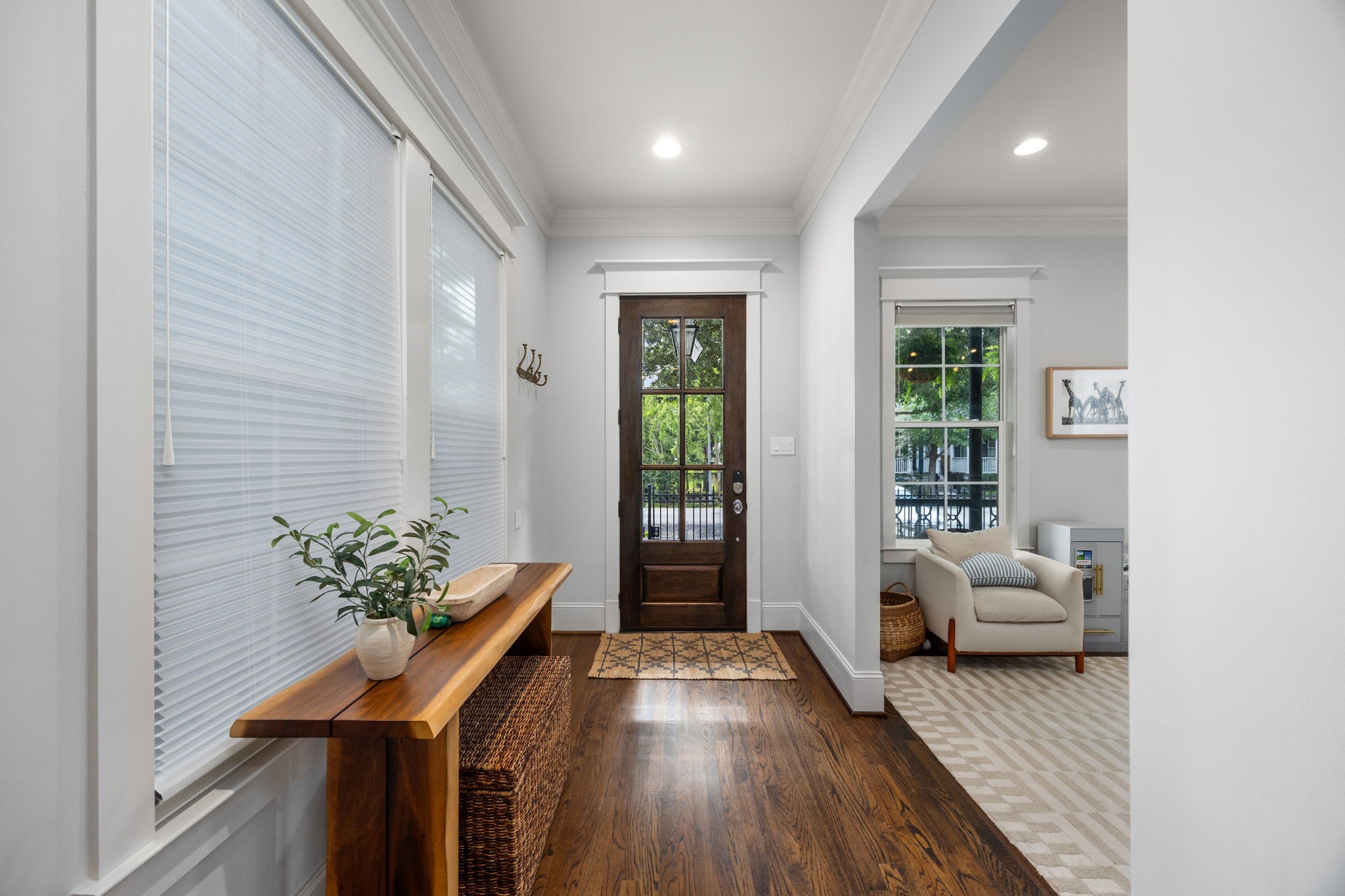  733 Ashland Street C - 物件實景