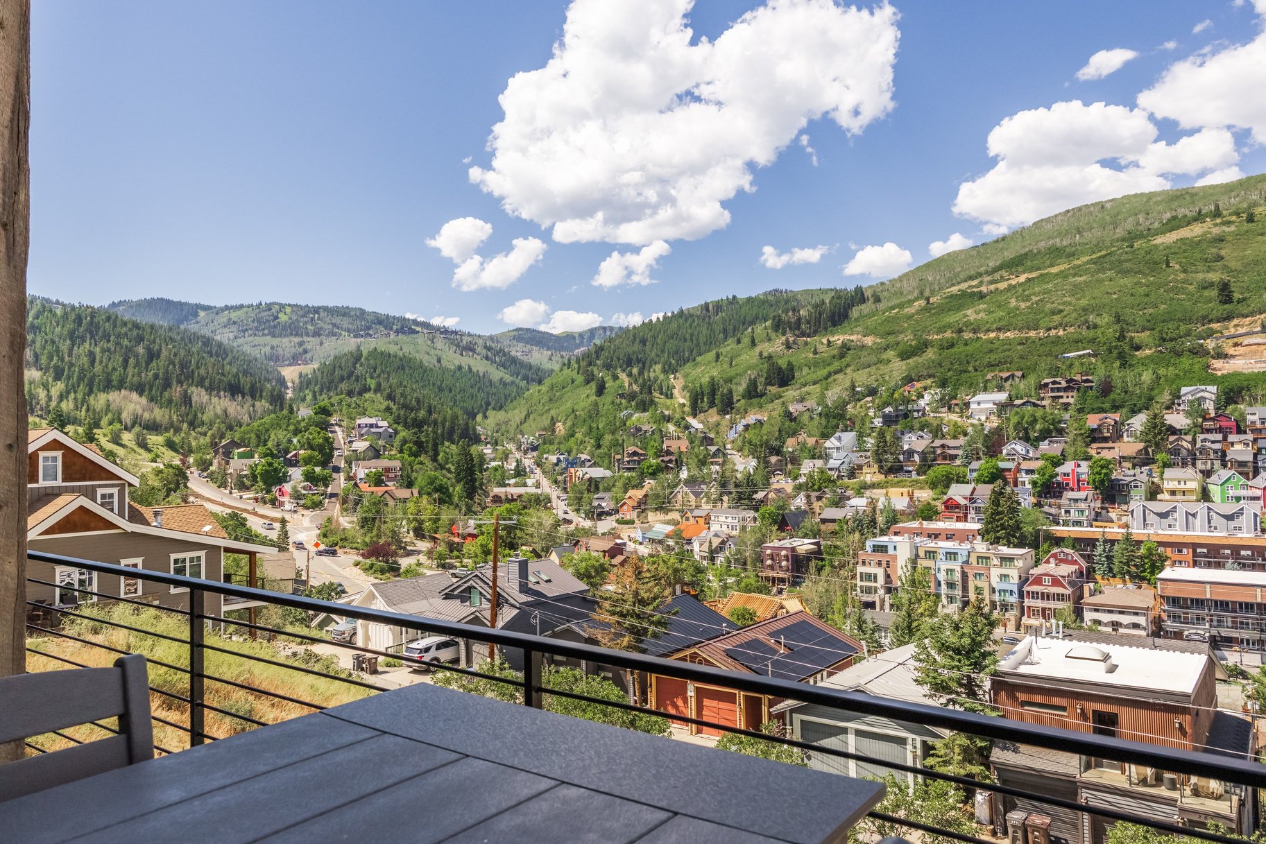  Mountain Modern Masterpiece with Sweeping Old Town and Ski Area Views - 物件實景
