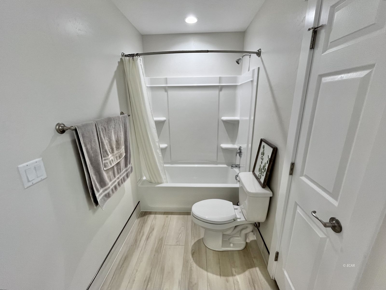 Elko, Nevada, 89801, United States, 4 Bedrooms Bedrooms, ,2 BathroomsBathrooms,Residential,For Sale,1700867