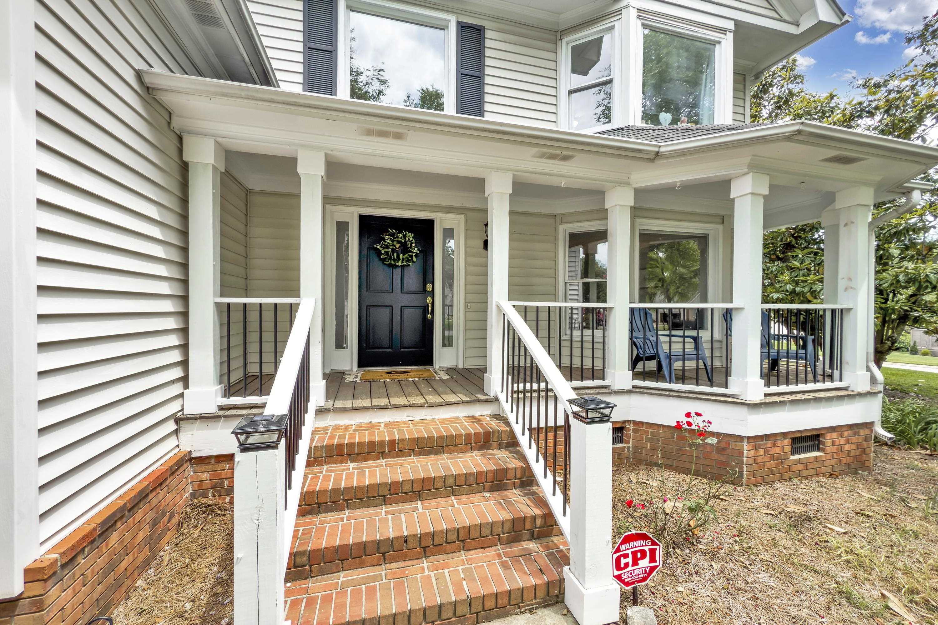 Greenville, South Carolina, 29615, United States, 3 Bedrooms Bedrooms, ,3 BathroomsBathrooms,Residential,For Sale,1838881