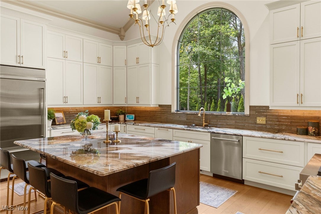 Poland, Ohio, 44514, United States, 4 Bedrooms Bedrooms, ,3 BathroomsBathrooms,Residential,For Sale,1982790