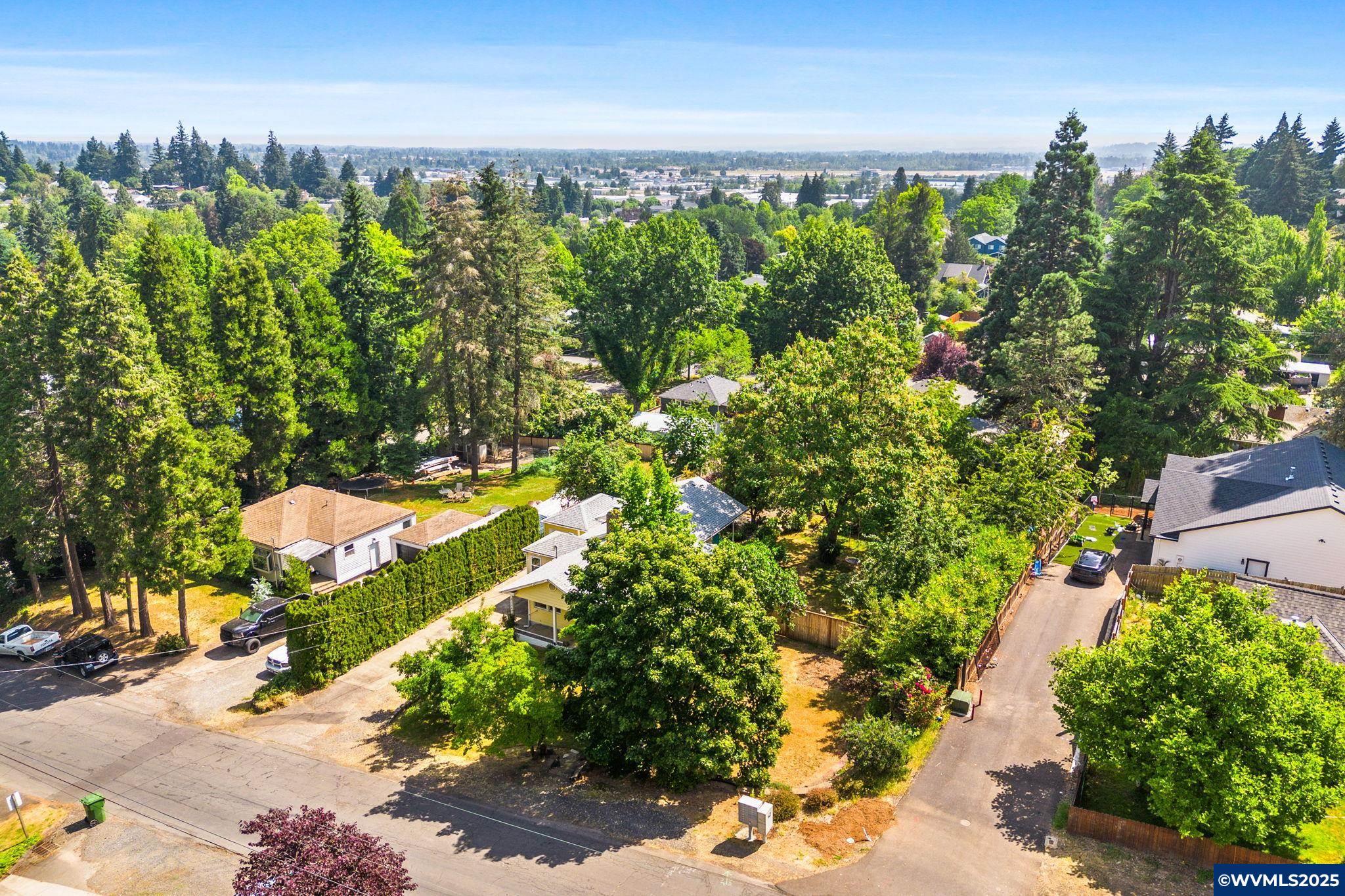 Salem, Oregon, 97302, United States, 3 Bedrooms Bedrooms, ,3 BathroomsBathrooms,Residential,For Sale,1829333