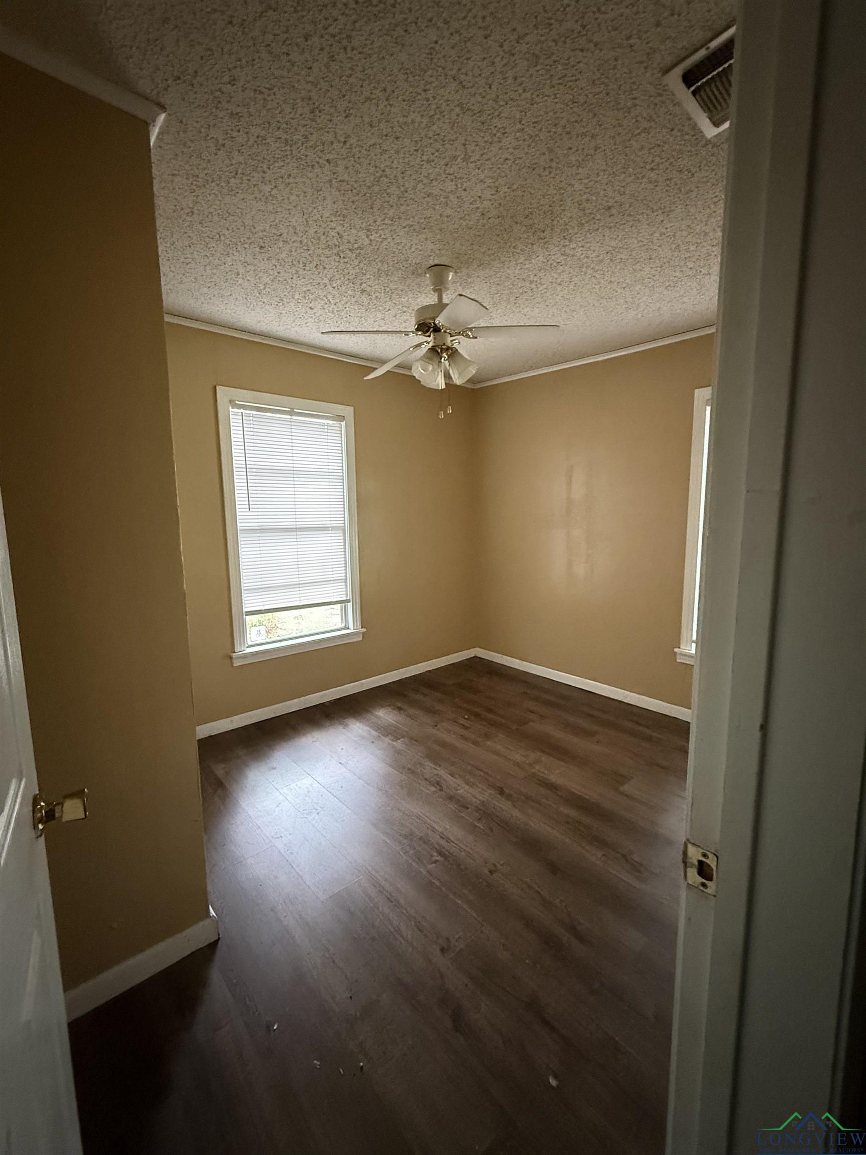 Tatum, Texas, 75691, United States, 3 Bedrooms Bedrooms, ,2 BathroomsBathrooms,Residential,For Sale,1933194