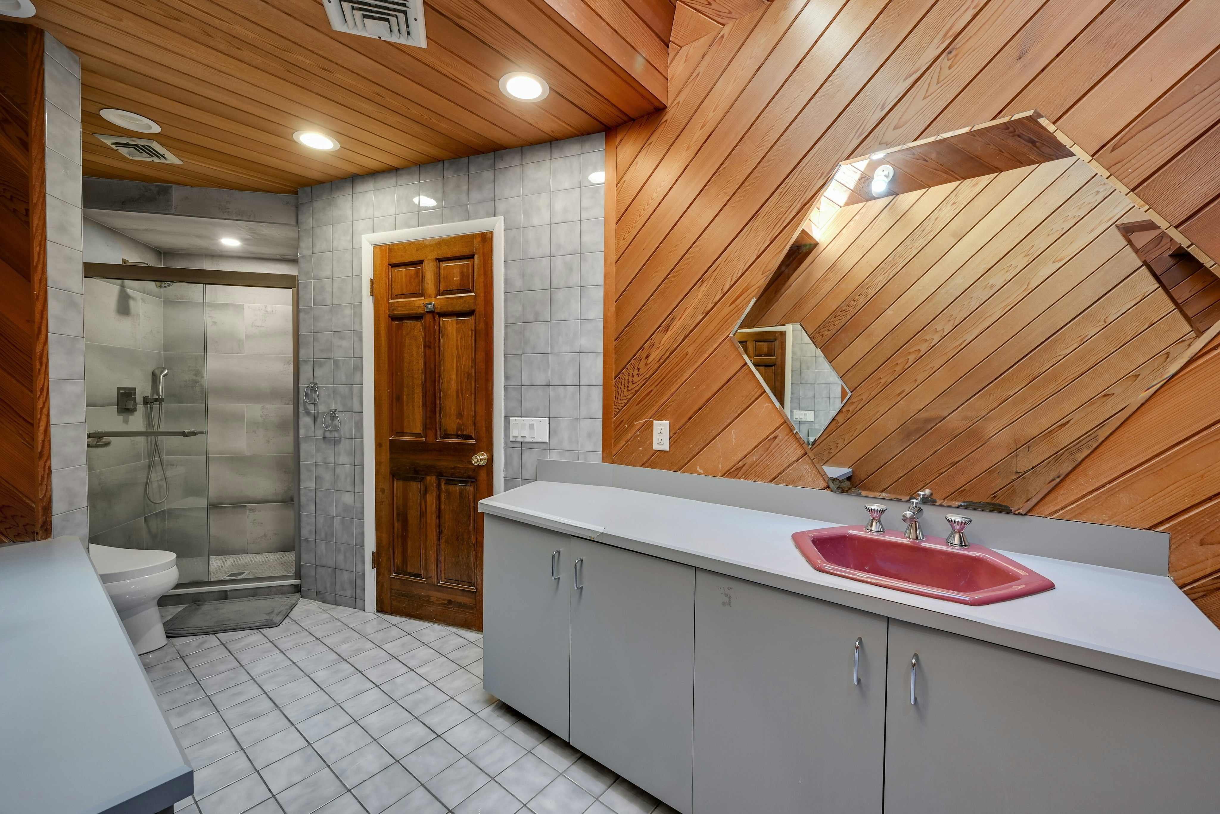  505 Fordham Place, Paramus, NJ 07652 - 物件實景
