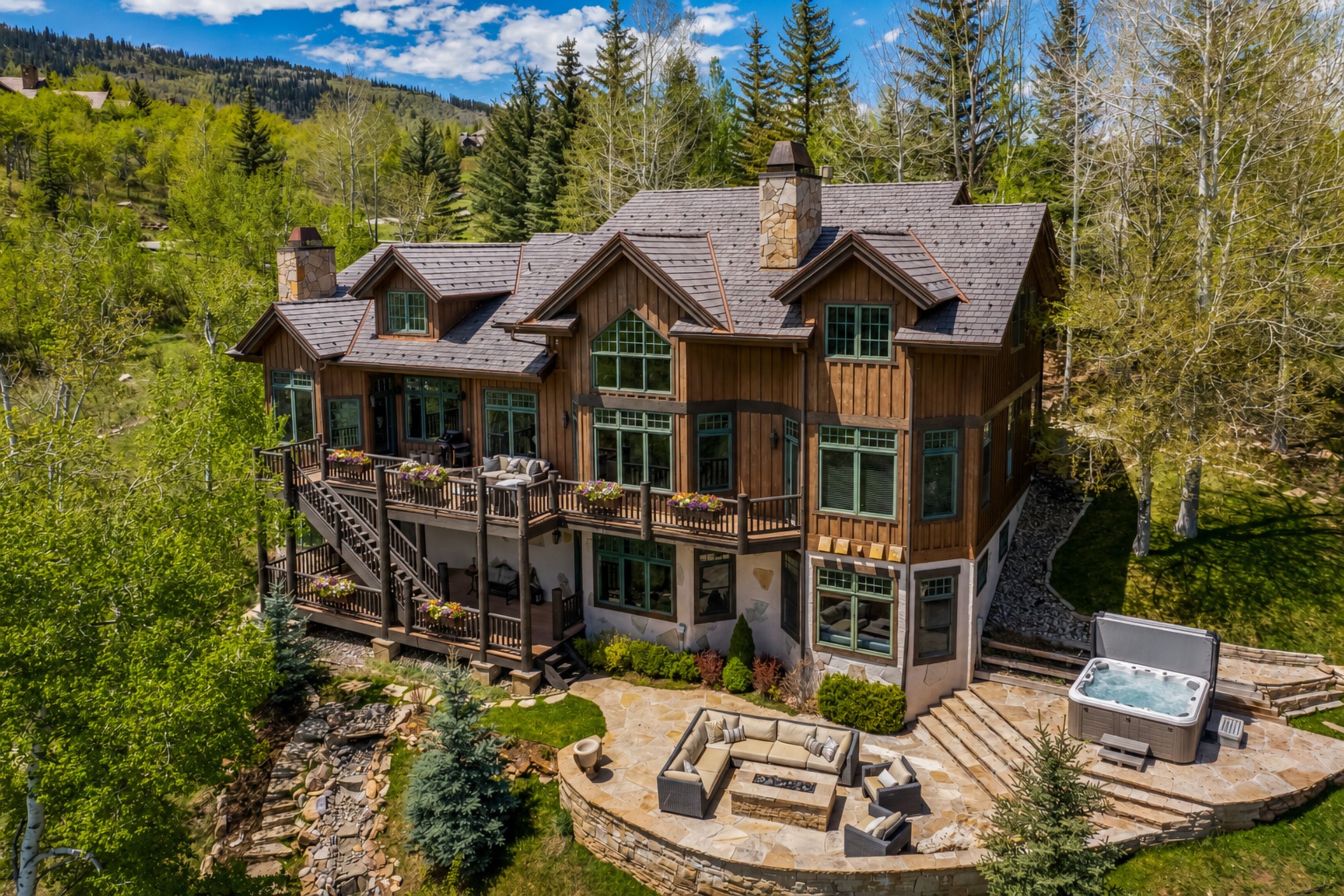  35 Stag Gulch Court Embraces Open Space Meadows With Golf Course Access - 物件實景