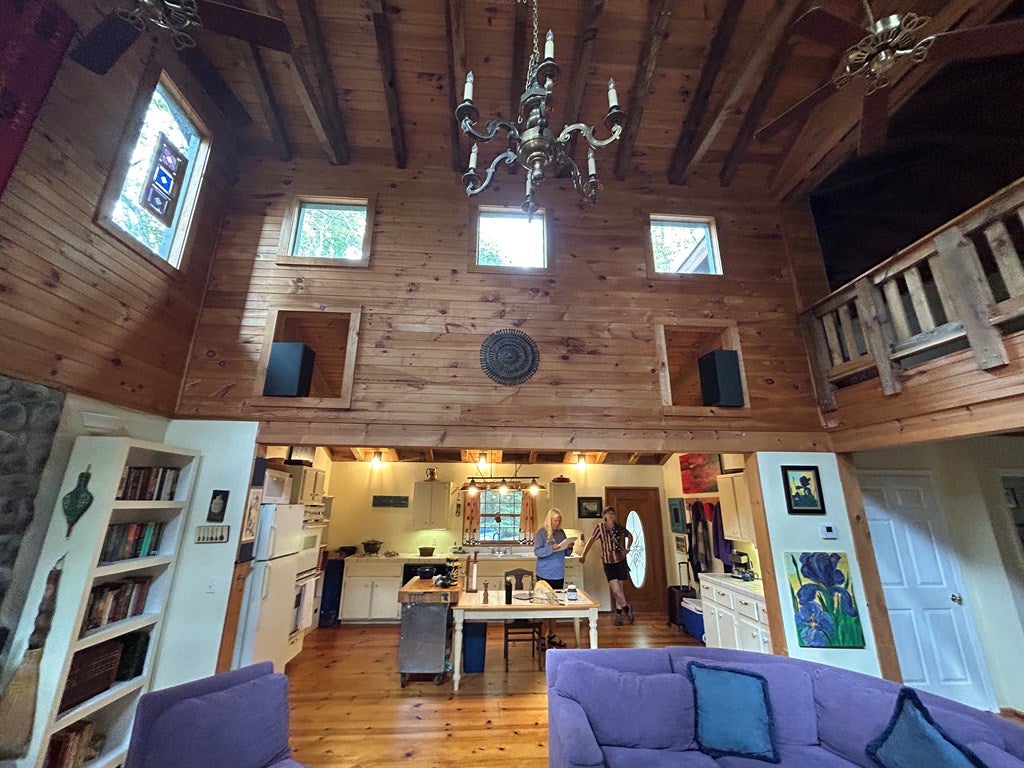 Blue Ridge, Georgia, 30513, United States, 3 Bedrooms Bedrooms, ,3 BathroomsBathrooms,Residential,For Sale,1954403