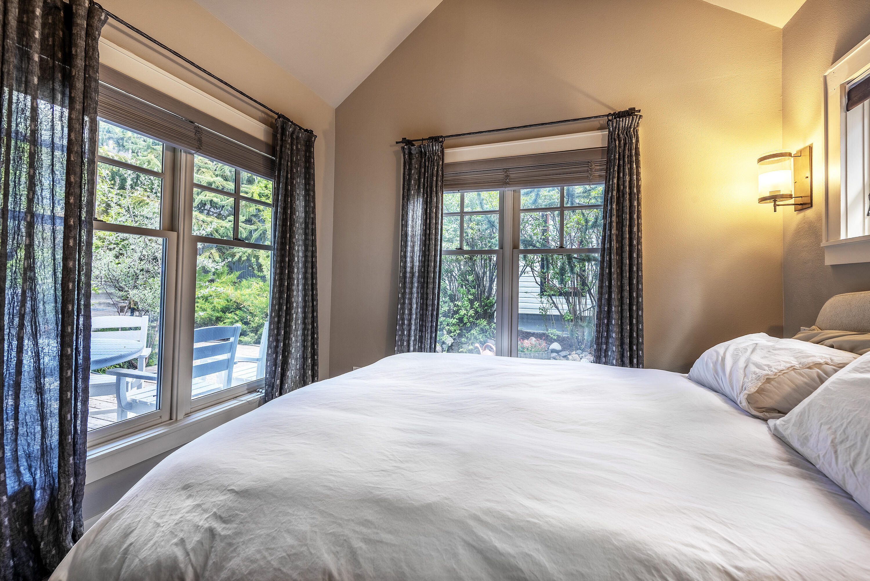 Telluride, Colorado, 81435, United States, 4 Bedrooms Bedrooms, ,4 BathroomsBathrooms,Residential,For Sale,1840388