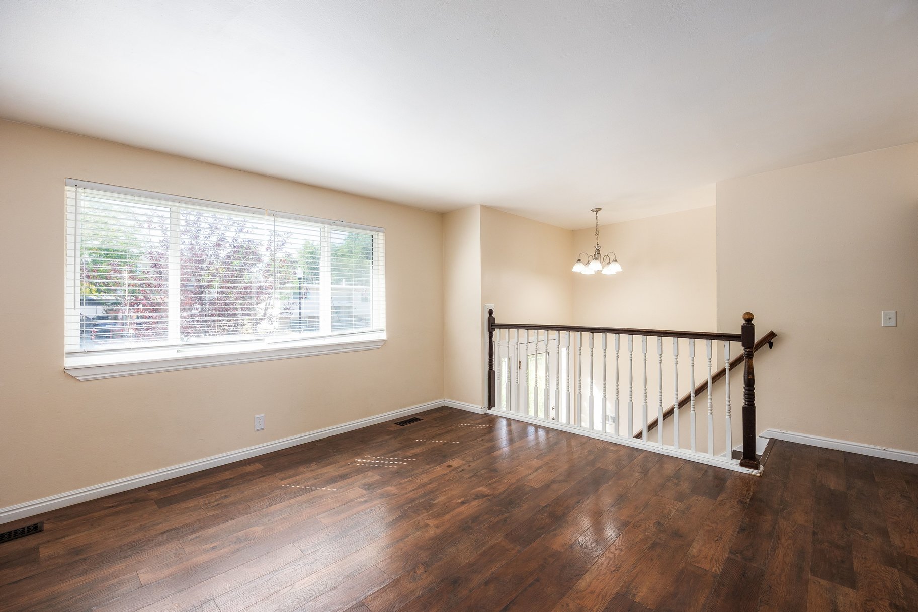  Comfort, Space & Convenience in the Heart of West Valley - 物件實景