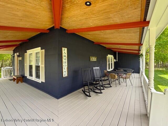 Windham, New York, 12496, United States, 8 Bedrooms Bedrooms, ,4 BathroomsBathrooms,Residential,For Sale,1907354