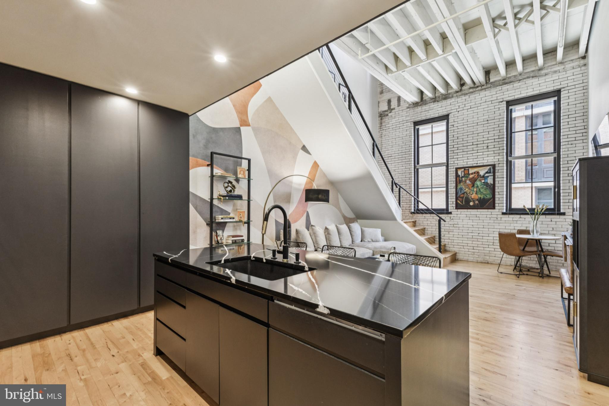 Washington, District of Columbia, 20001, United States, 1 Bedroom Bedrooms, ,2 BathroomsBathrooms,Residential,For Sale,1998777