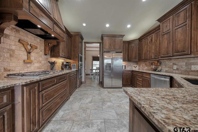 Lindale, Texas, 75771, United States, 4 Bedrooms Bedrooms, ,3 BathroomsBathrooms,Residential,For Sale,1984429