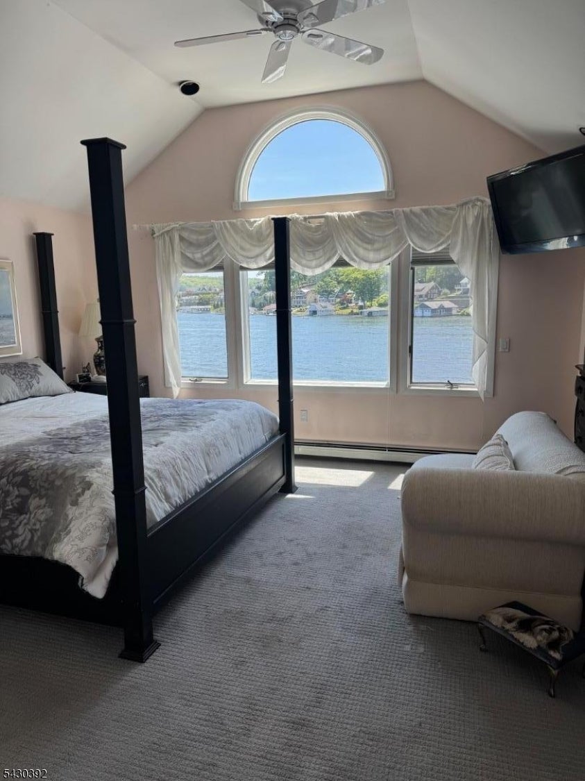 Hopatcong Boro, New Jersey, 07843, United States, 3 Bedrooms Bedrooms, ,4 BathroomsBathrooms,Residential,For Sale,2045244