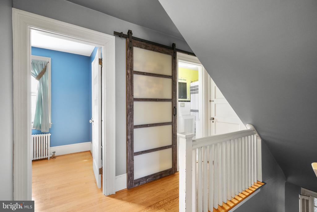 Fredericksburg, Virginia, 22401, United States, 4 Bedrooms Bedrooms, ,2 BathroomsBathrooms,Residential,For Sale,1826966