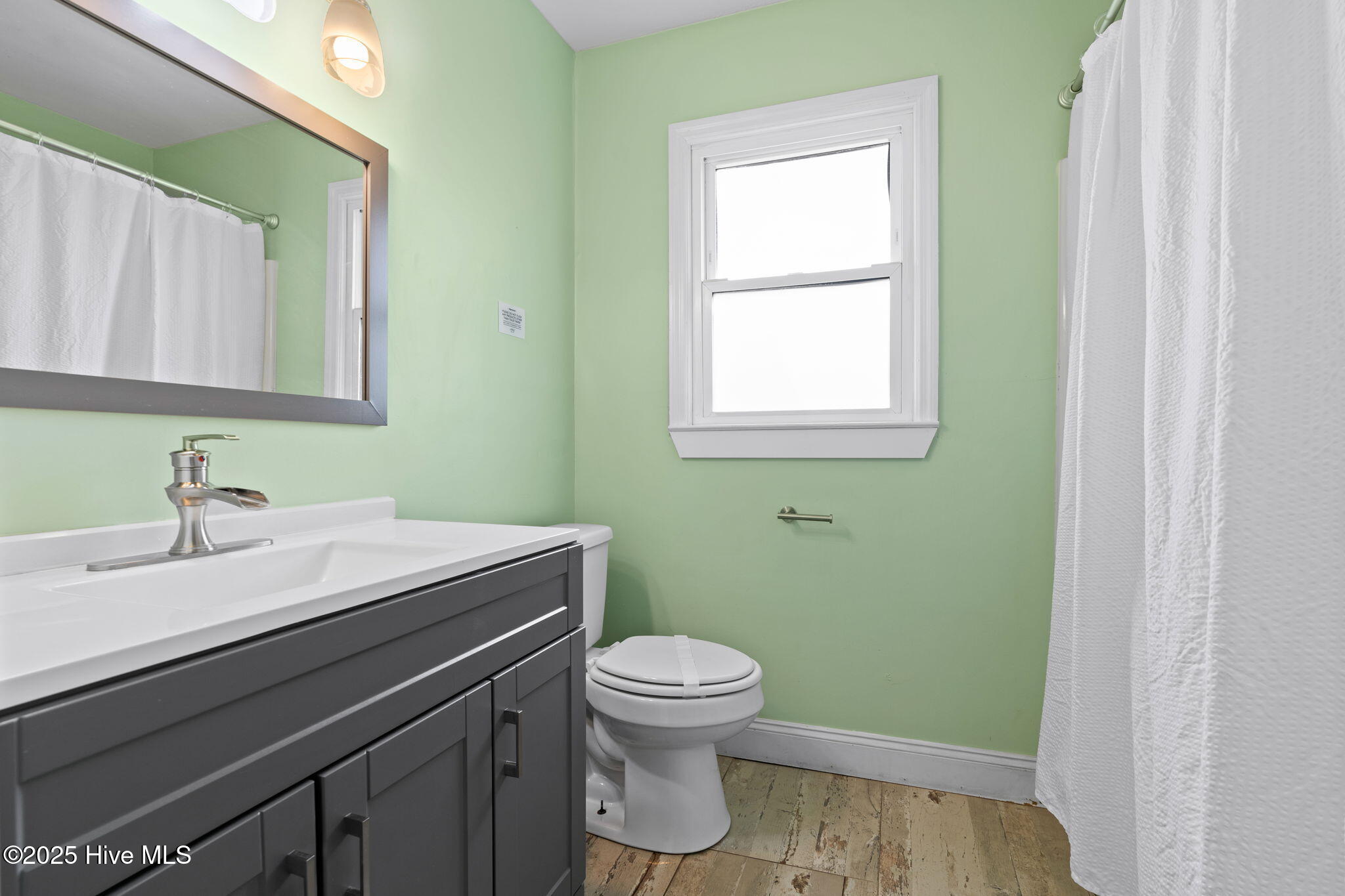 Oak Island, North Carolina, 28465, United States, 3 Bedrooms Bedrooms, ,2 BathroomsBathrooms,Residential,For Sale,1976662