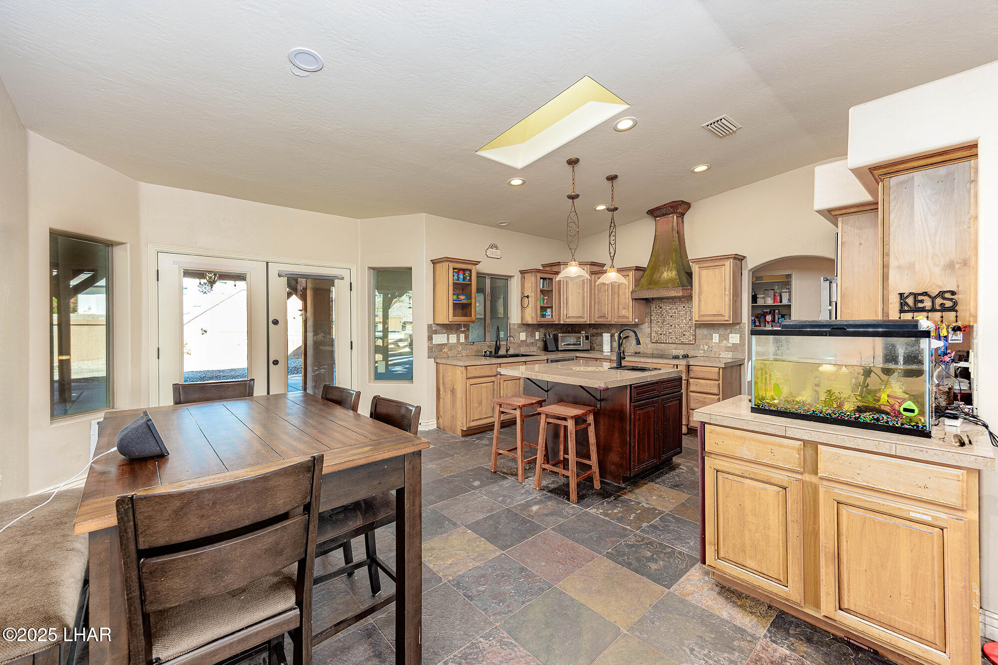 Lake Havasu City, Arizona, 86404, United States, 3 Bedrooms Bedrooms, ,2 BathroomsBathrooms,Residential,For Sale,2001874