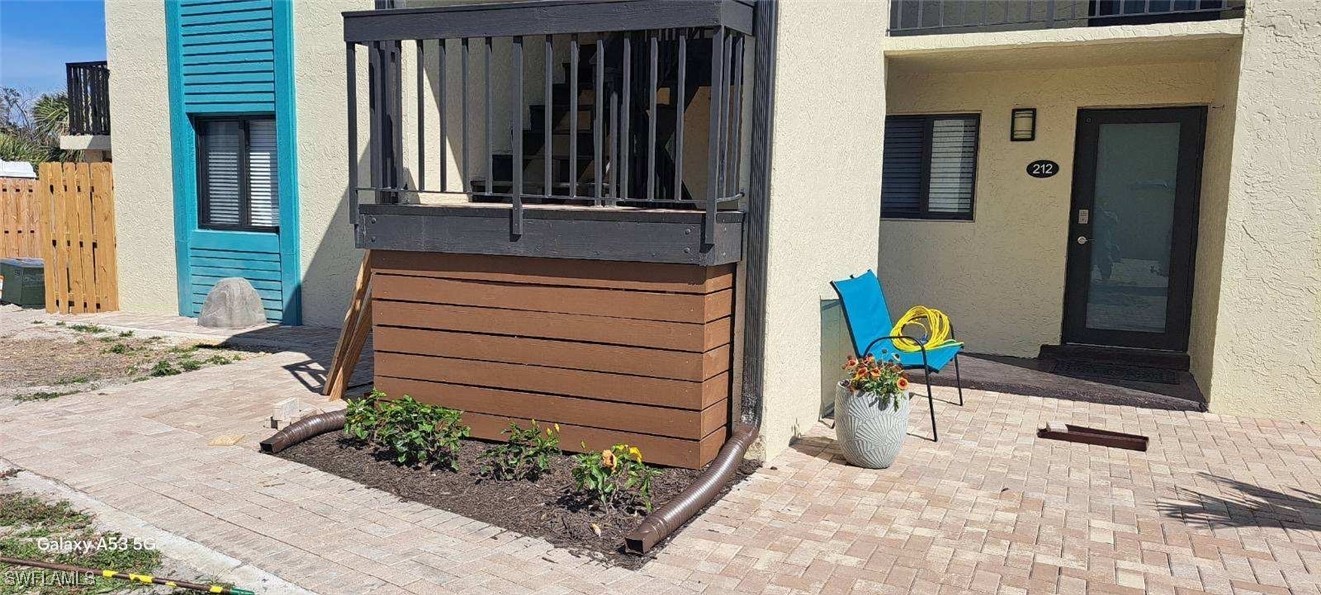 Fort Myers Beach, Florida, 33931, United States, 2 Bedrooms Bedrooms, ,2 BathroomsBathrooms,Residential,For Sale,1981838