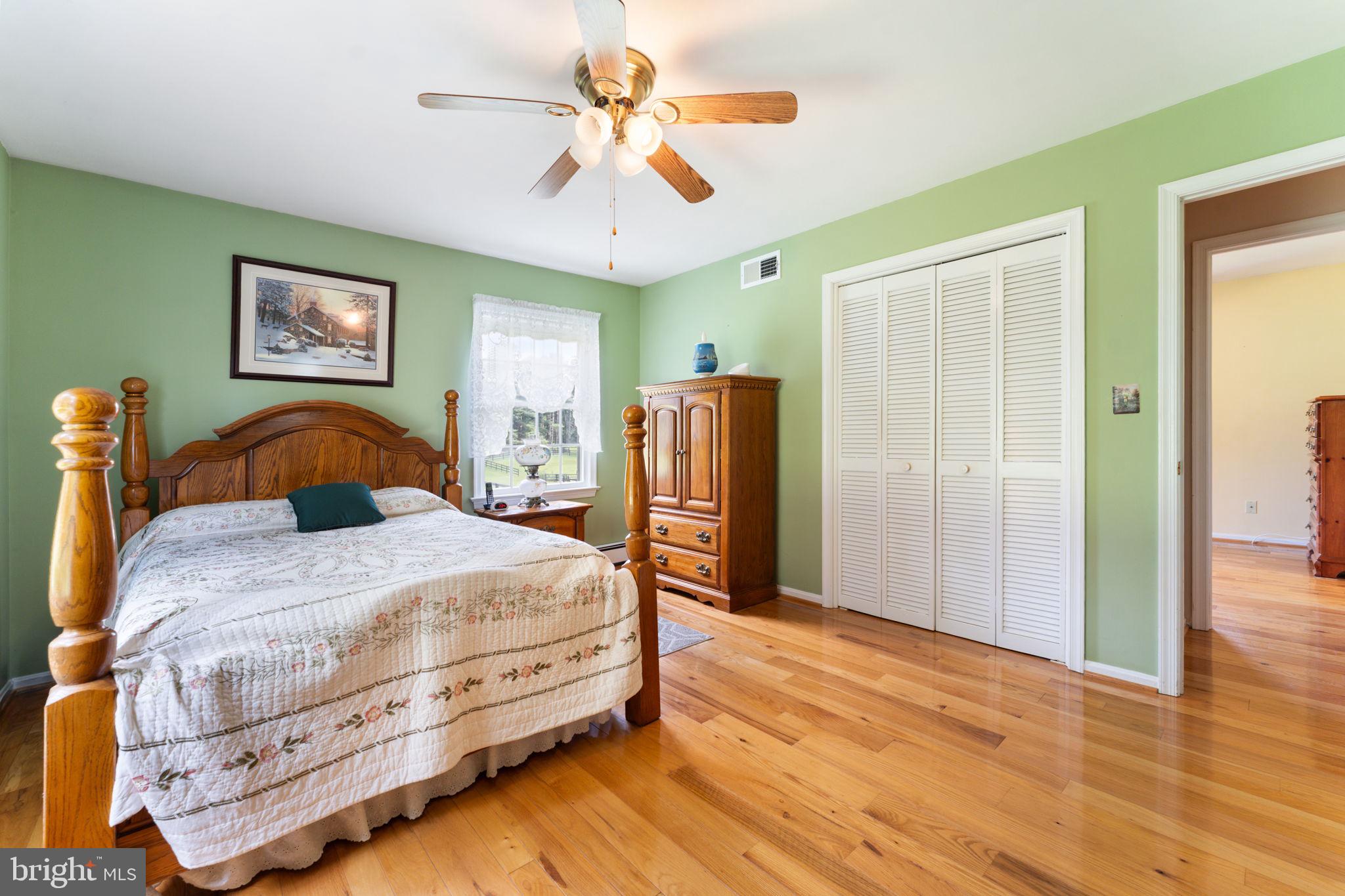 Marshall, Virginia, 20115, United States, 3 Bedrooms Bedrooms, ,2 BathroomsBathrooms,Residential,For Sale,1937903