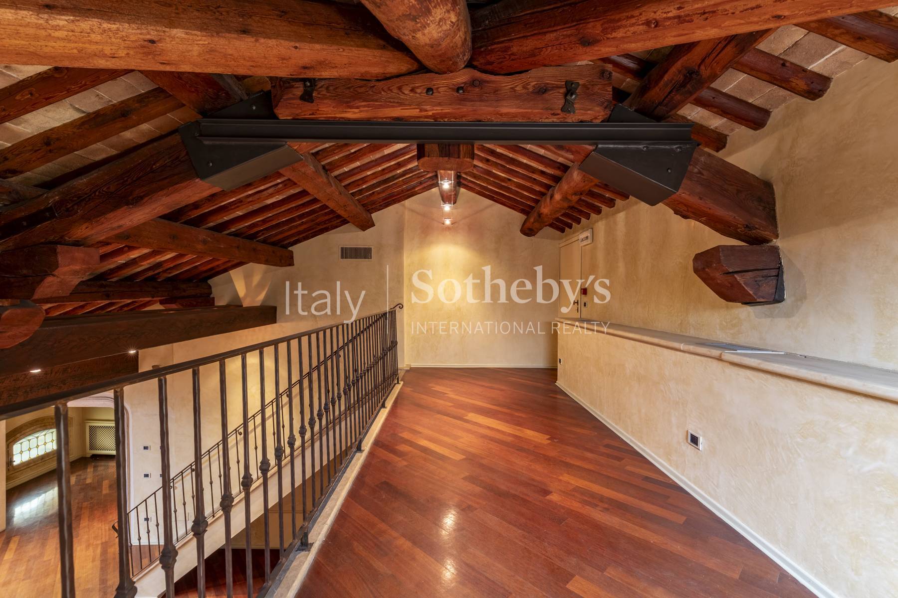 Exclusive penthouse in the historic center of Padua - 物件實景