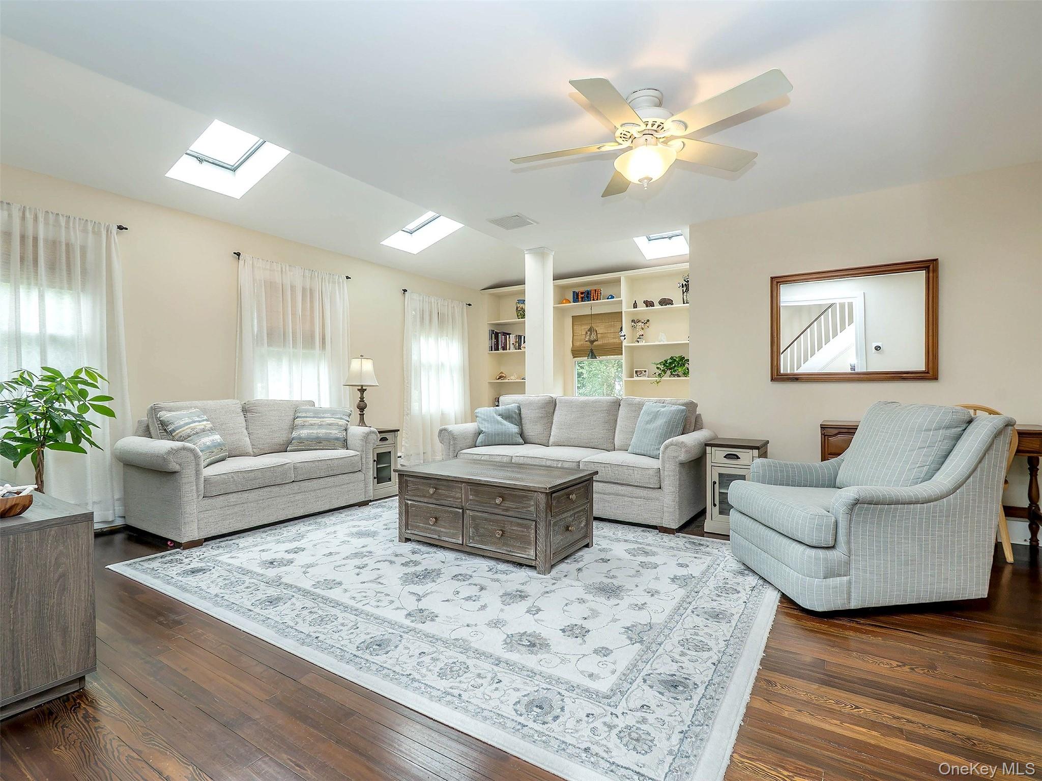  1 Raymond Street, Glen Cove, NY, 11542 - 物件實景