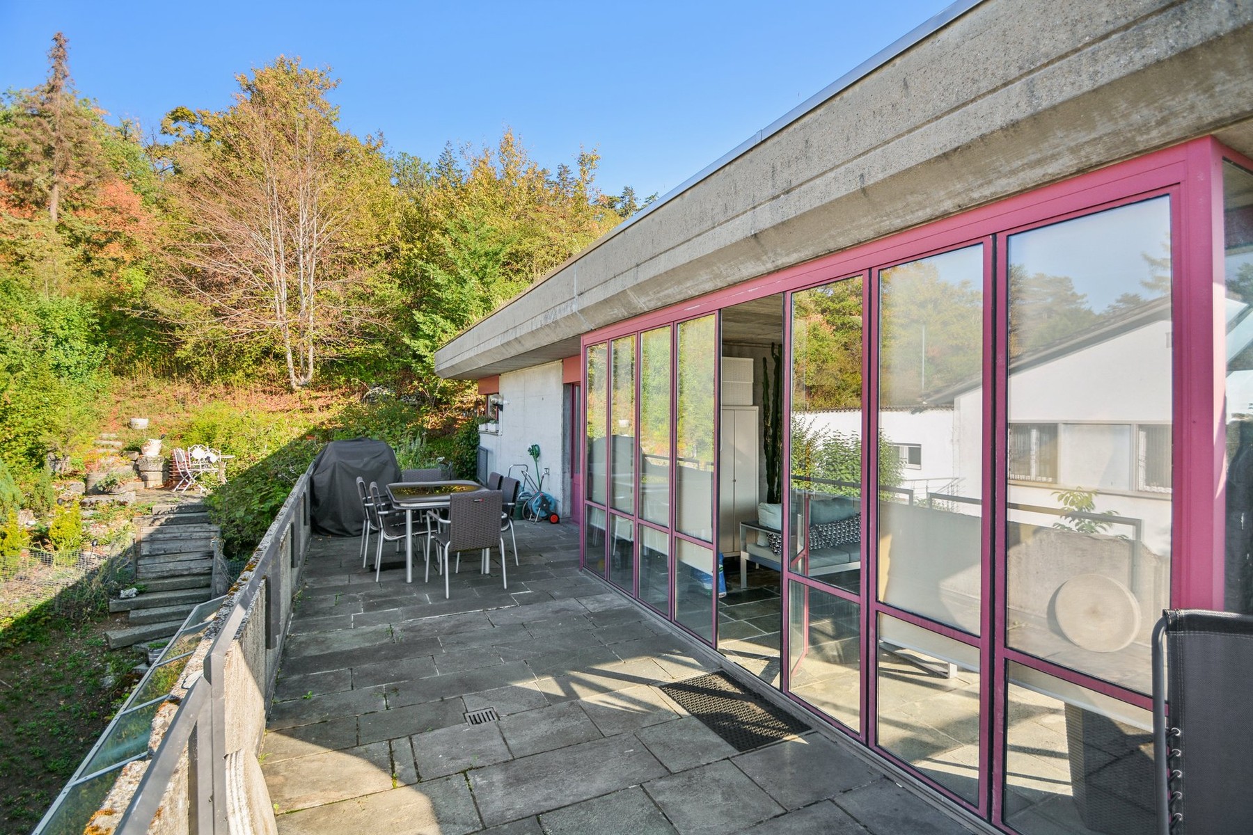  Exclusive Opportunity in Biel — Unique Architect-Designed Home, Exceptional Modu - 物件實景