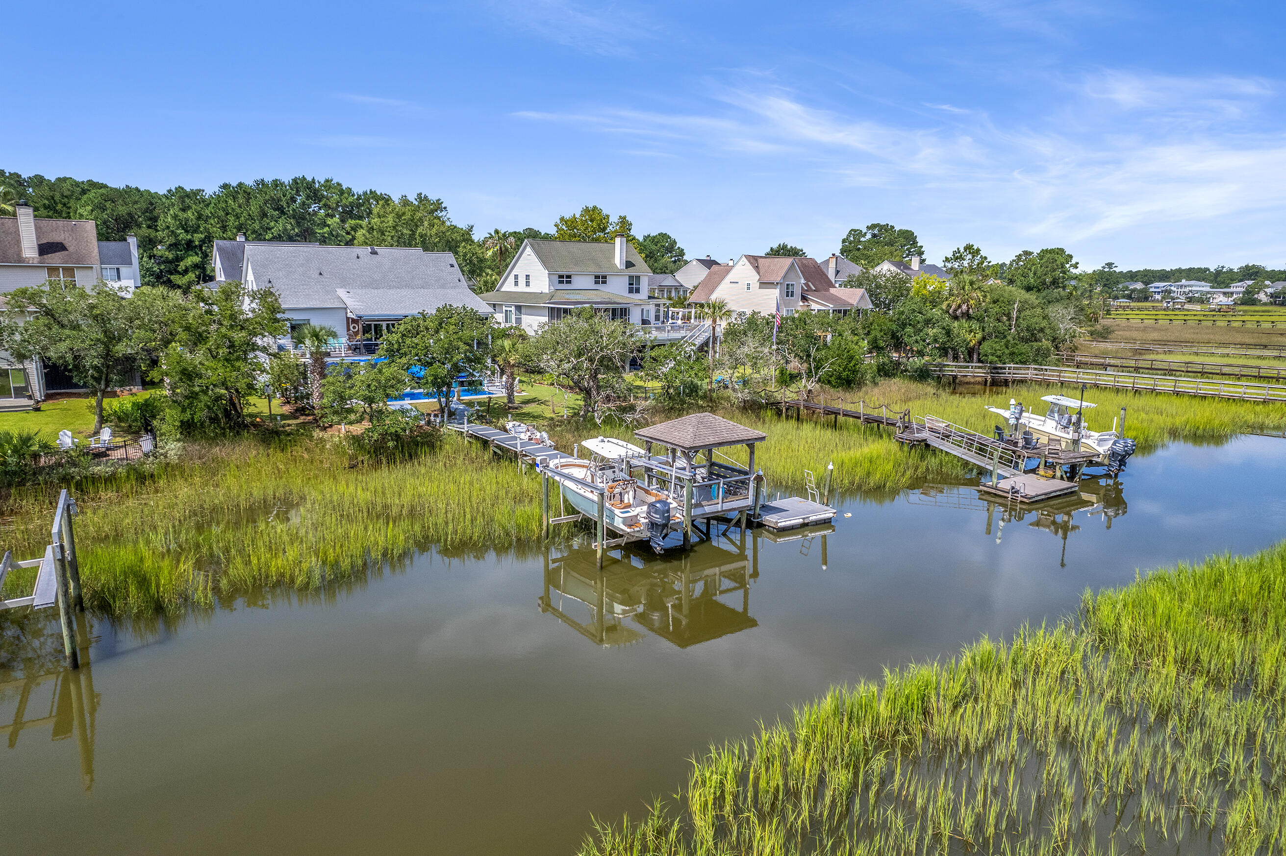 Mount Pleasant, South Carolina, 29466, United States, 3 Bedrooms Bedrooms, ,4 BathroomsBathrooms,Residential,For Sale,1798311