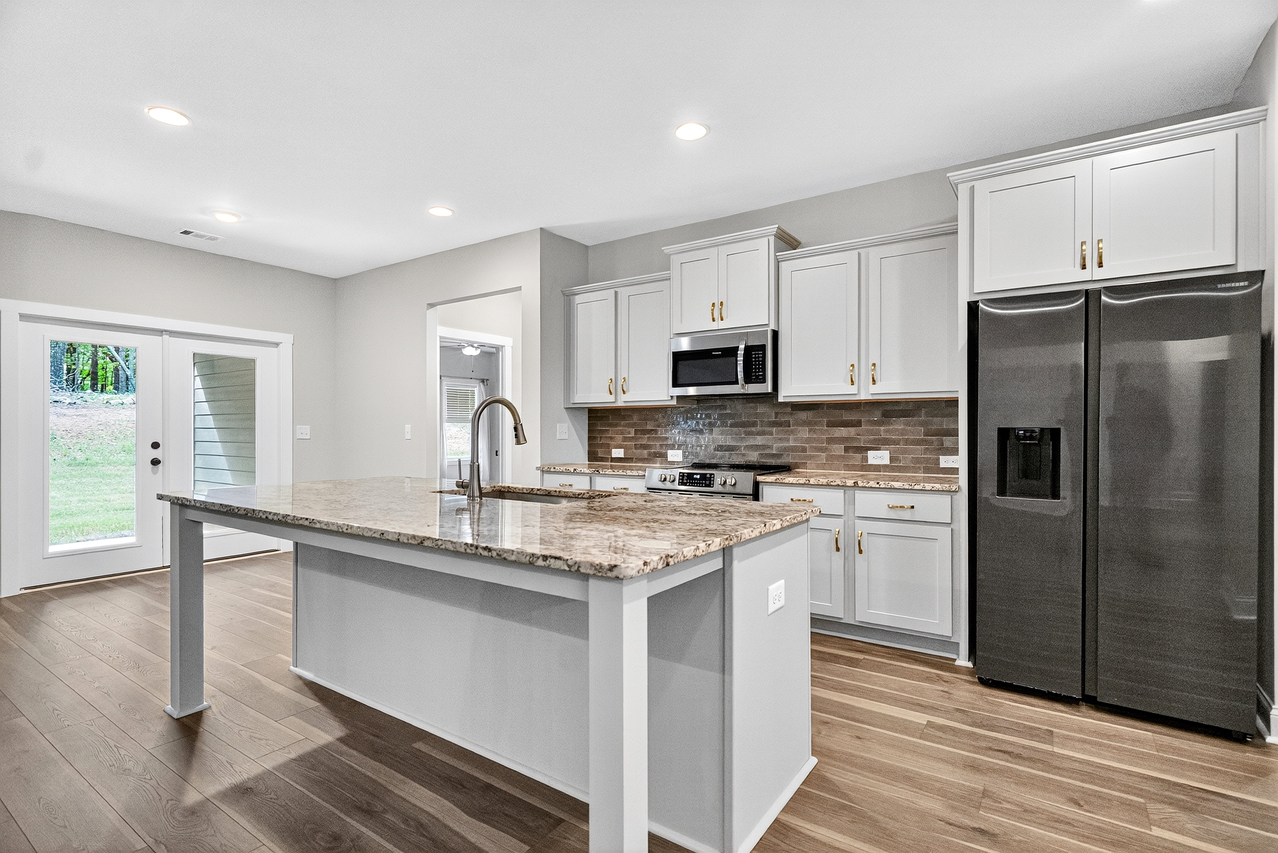 Moreland, Georgia, 30259, United States, 4 Bedrooms Bedrooms, ,3 BathroomsBathrooms,Residential,For Sale,1951198