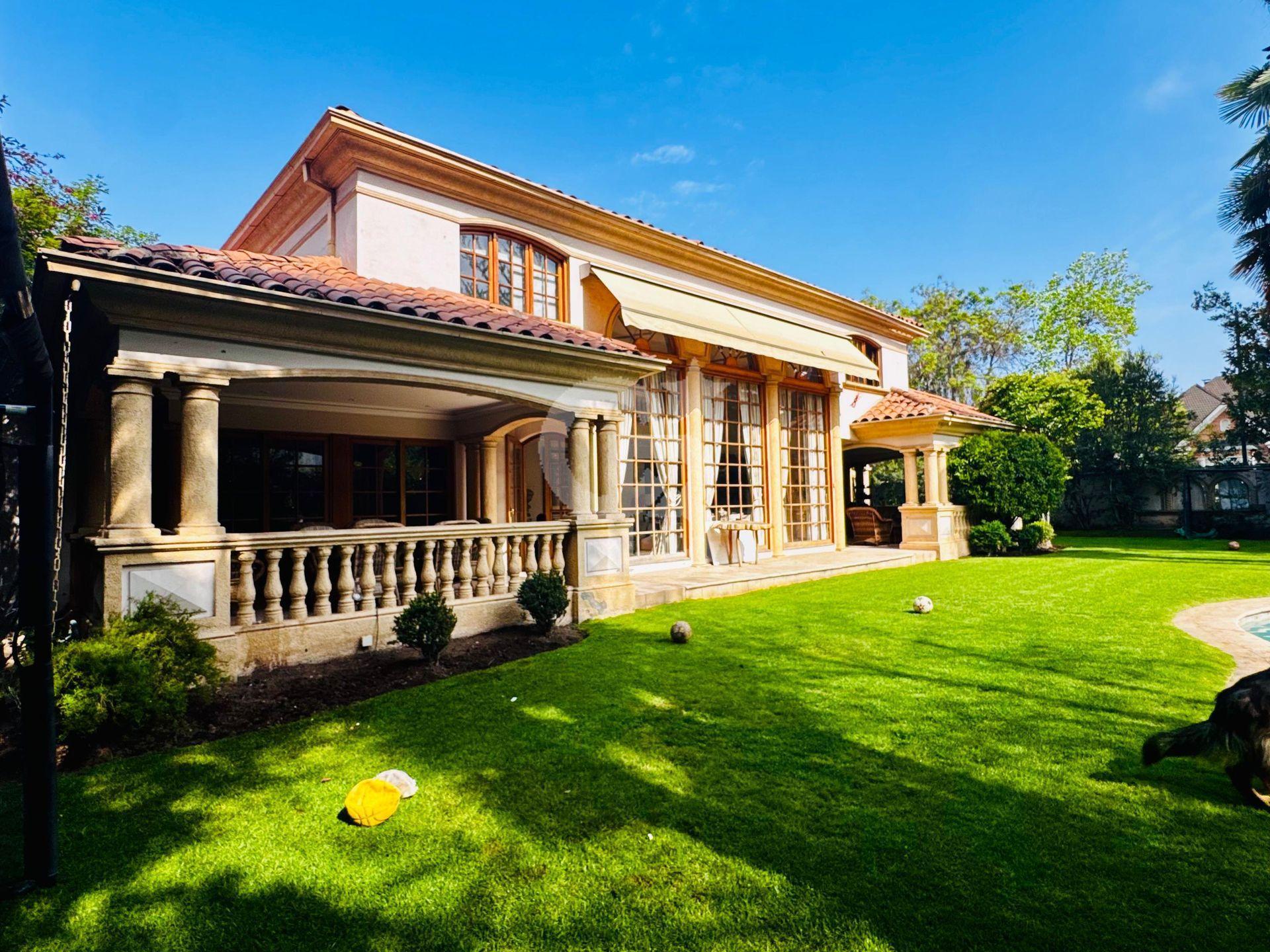 Lo Barnechea, Chile, 5 Bedrooms Bedrooms, ,5 BathroomsBathrooms,Residential,For Sale,1966133