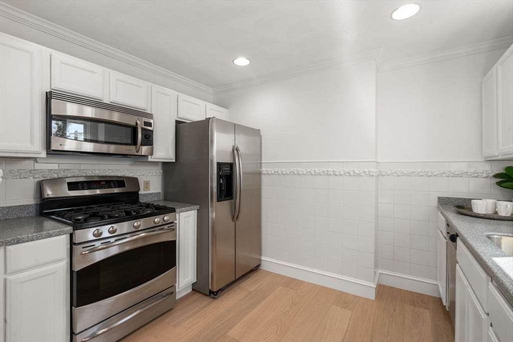 Boston, Massachusetts, 02125, United States, 2 Bedrooms Bedrooms, ,1 BathroomBathrooms,Residential,For Sale,1940367