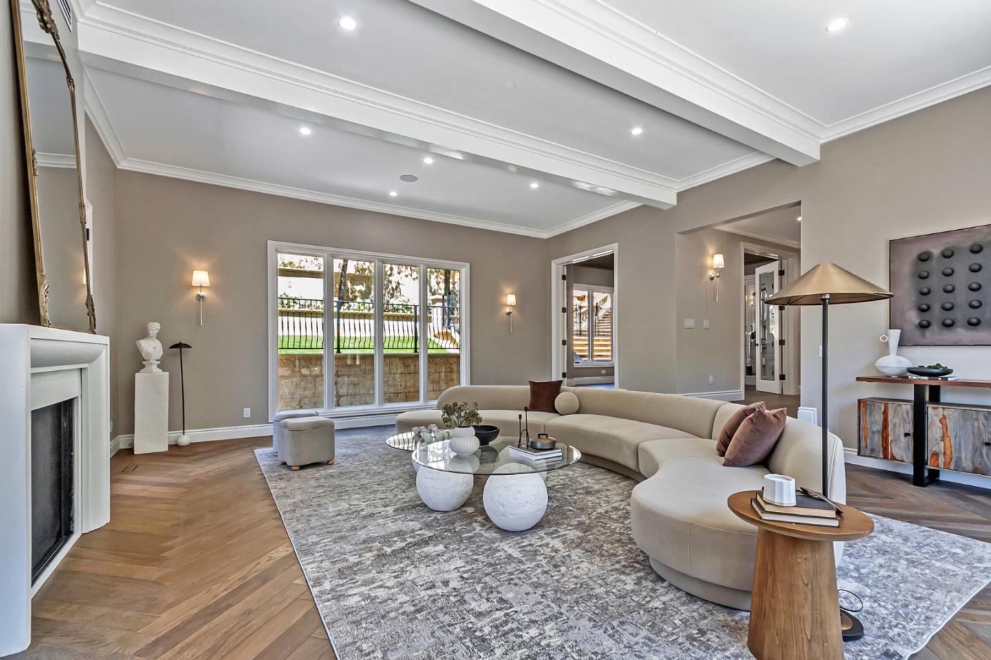 Los Gatos, California, 95032, United States, 8 Bedrooms Bedrooms, ,11 BathroomsBathrooms,Residential,For Sale,1855941