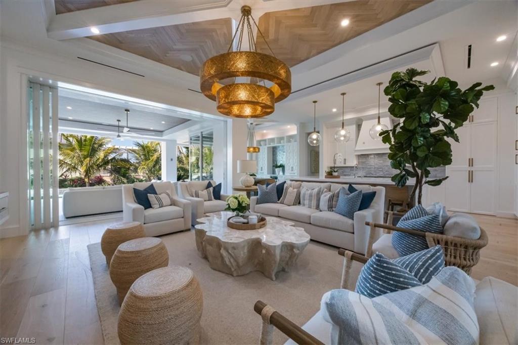 Naples, Florida, 34102, United States, 4 Bedrooms Bedrooms, ,6 BathroomsBathrooms,Residential,For Sale,1987557