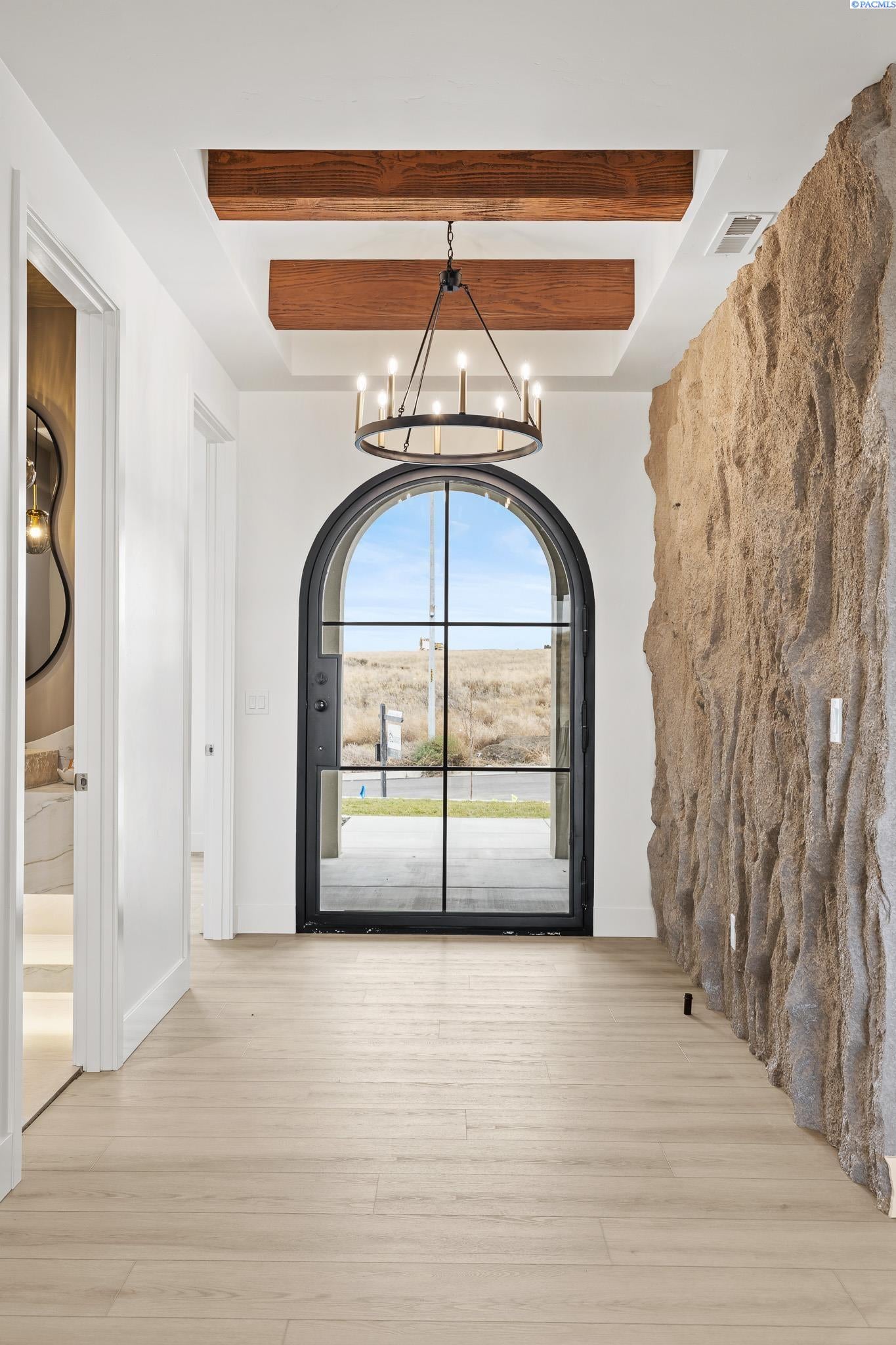 Richland, Washington, 99352, United States, 4 Bedrooms Bedrooms, ,2 BathroomsBathrooms,Residential,For Sale,2000118