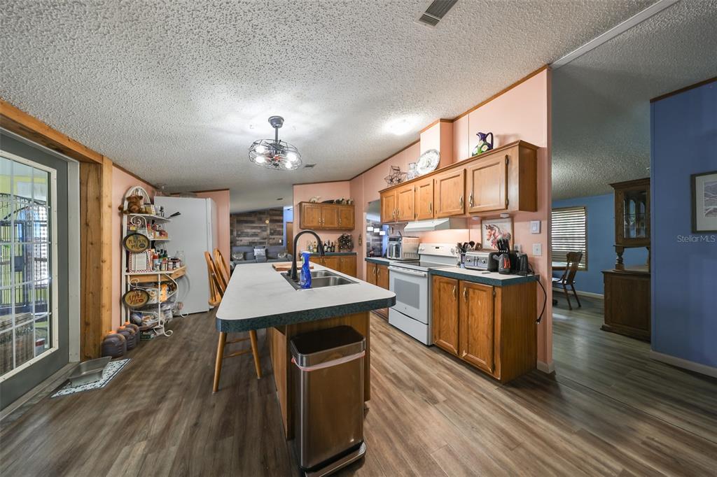 Wimauma, Florida, 33598, United States, 3 Bedrooms Bedrooms, ,2 BathroomsBathrooms,Residential,For Sale,1976753