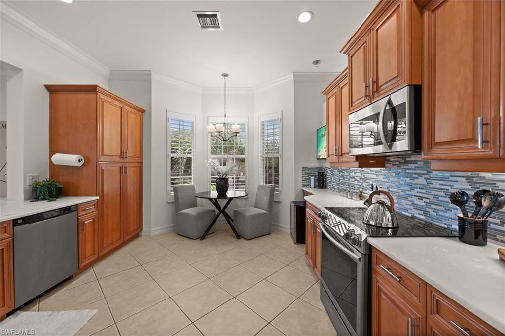 Naples, Florida, 34105, United States, 4 Bedrooms Bedrooms, ,3 BathroomsBathrooms,Residential,For Sale,1876929
