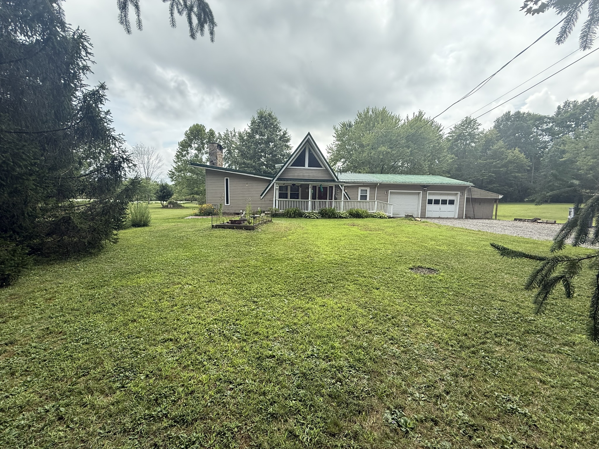 Lake Rd, West Farmington, OH 44491
