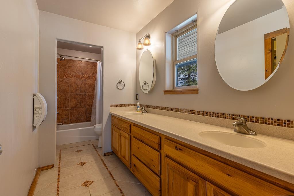 Bayfield, Colorado, 81122, United States, 3 Bedrooms Bedrooms, ,3 BathroomsBathrooms,Residential,For Sale,1840045