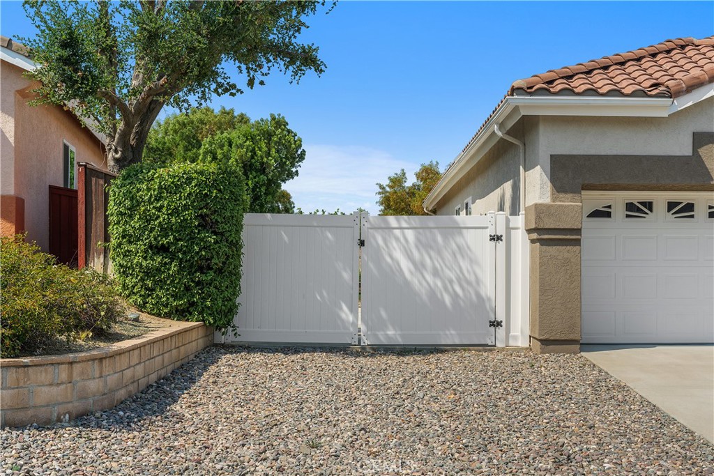 Murrieta, California, 92562, United States, 3 Bedrooms Bedrooms, ,2 BathroomsBathrooms,Residential,For Sale,1896045