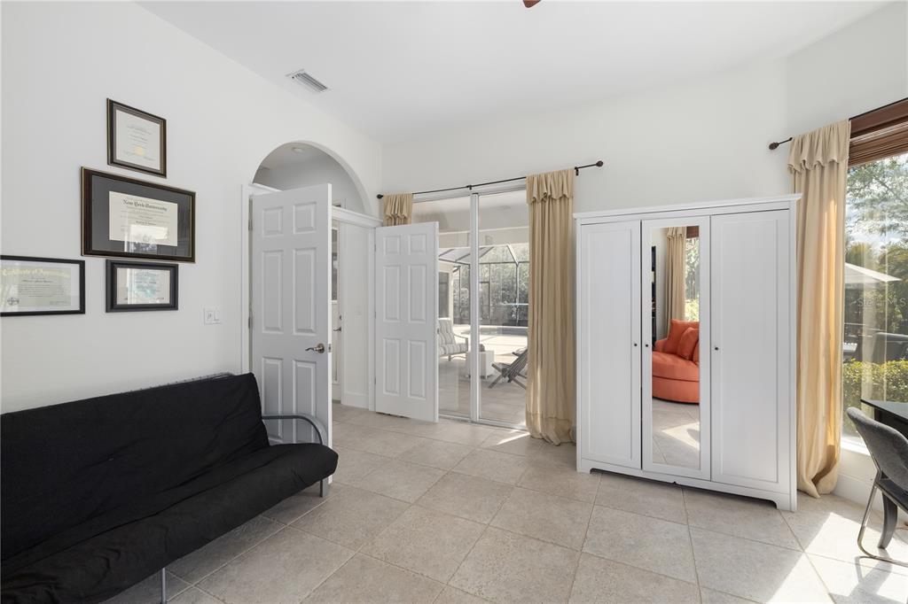 Bradenton, Florida, 34212, United States, 4 Bedrooms Bedrooms, ,4 BathroomsBathrooms,Residential,For Sale,1721021