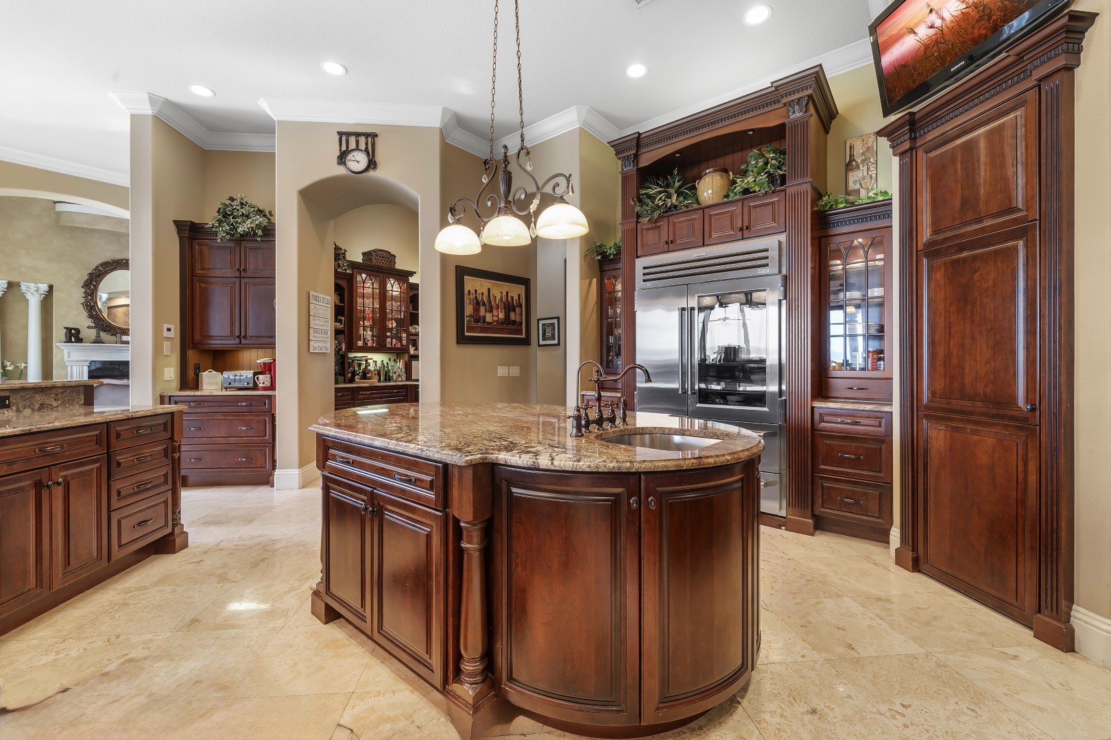 Thonotosassa, Florida, 33592, United States, 5 Bedrooms Bedrooms, ,6 BathroomsBathrooms,Residential,For Sale,1979751