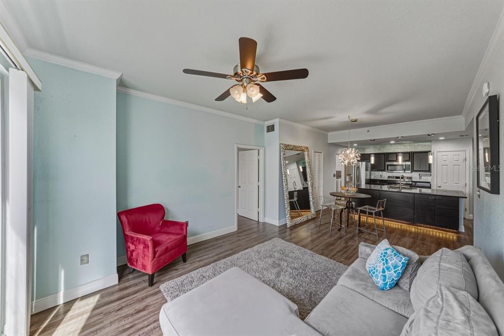 Tampa, Florida, 33602, United States, 2 Bedrooms Bedrooms, ,2 BathroomsBathrooms,Residential,For Sale,2002253