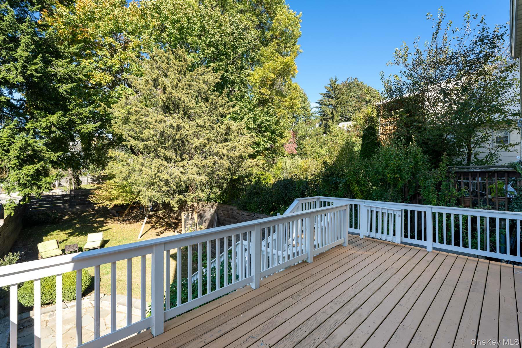 Tarrytown, New York, 10591, United States, 3 Bedrooms Bedrooms, ,4 BathroomsBathrooms,Residential,For Sale,1989441