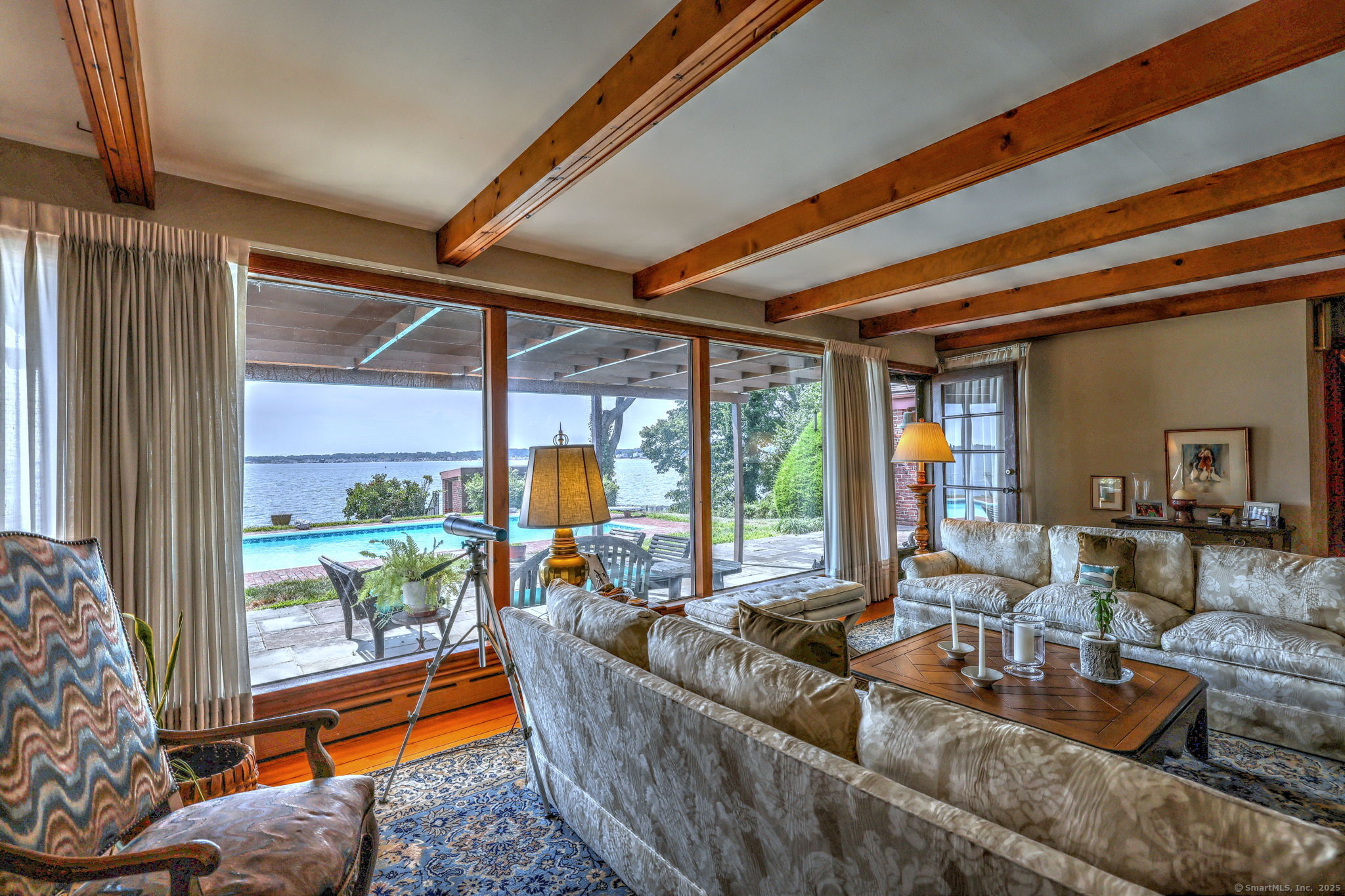 Milford, Connecticut, 06460, United States, 3 Bedrooms Bedrooms, ,2 BathroomsBathrooms,Residential,For Sale,1918107