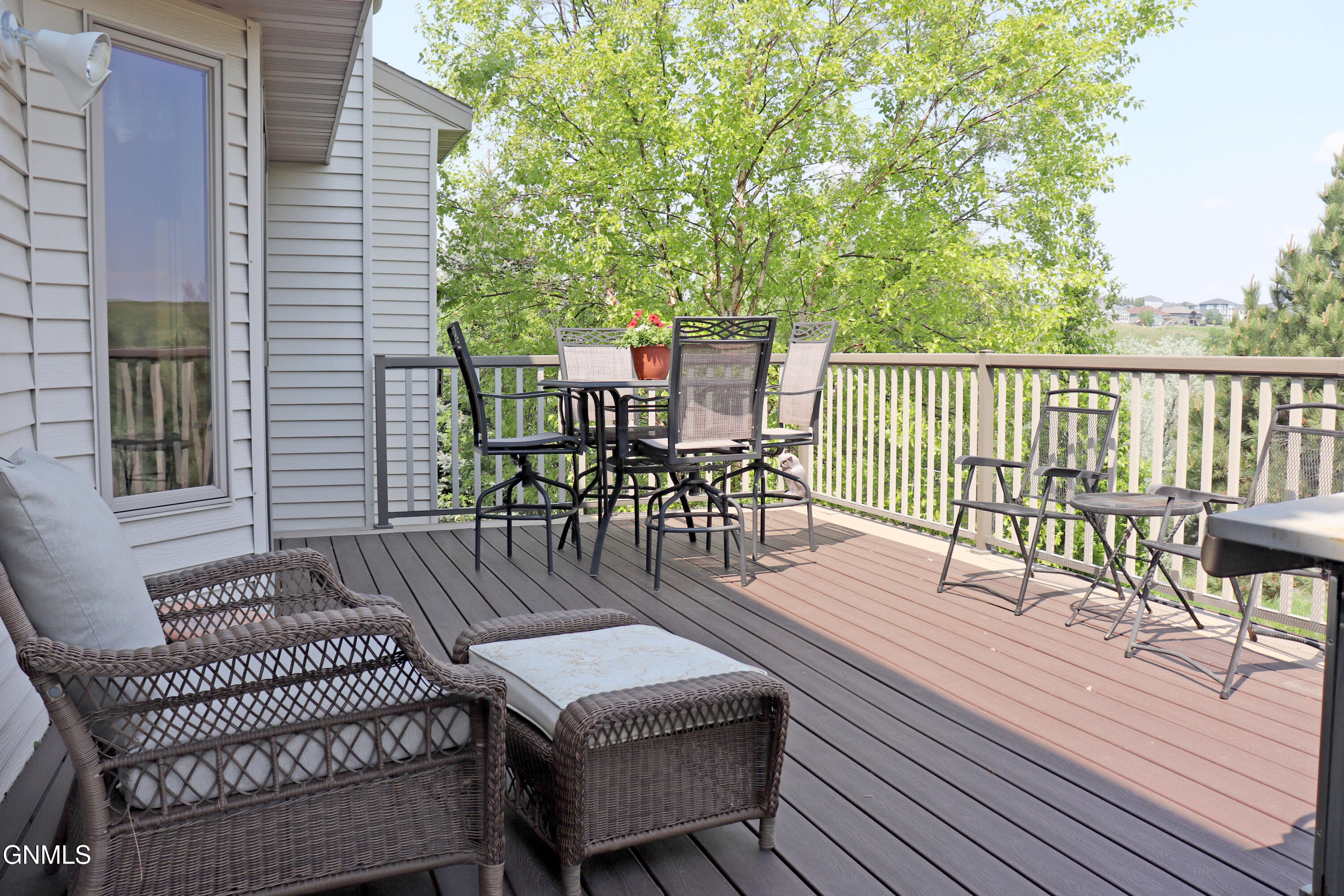 Bismarck, North Dakota, 58503, United States, 5 Bedrooms Bedrooms, ,2 BathroomsBathrooms,Residential,For Sale,2001566