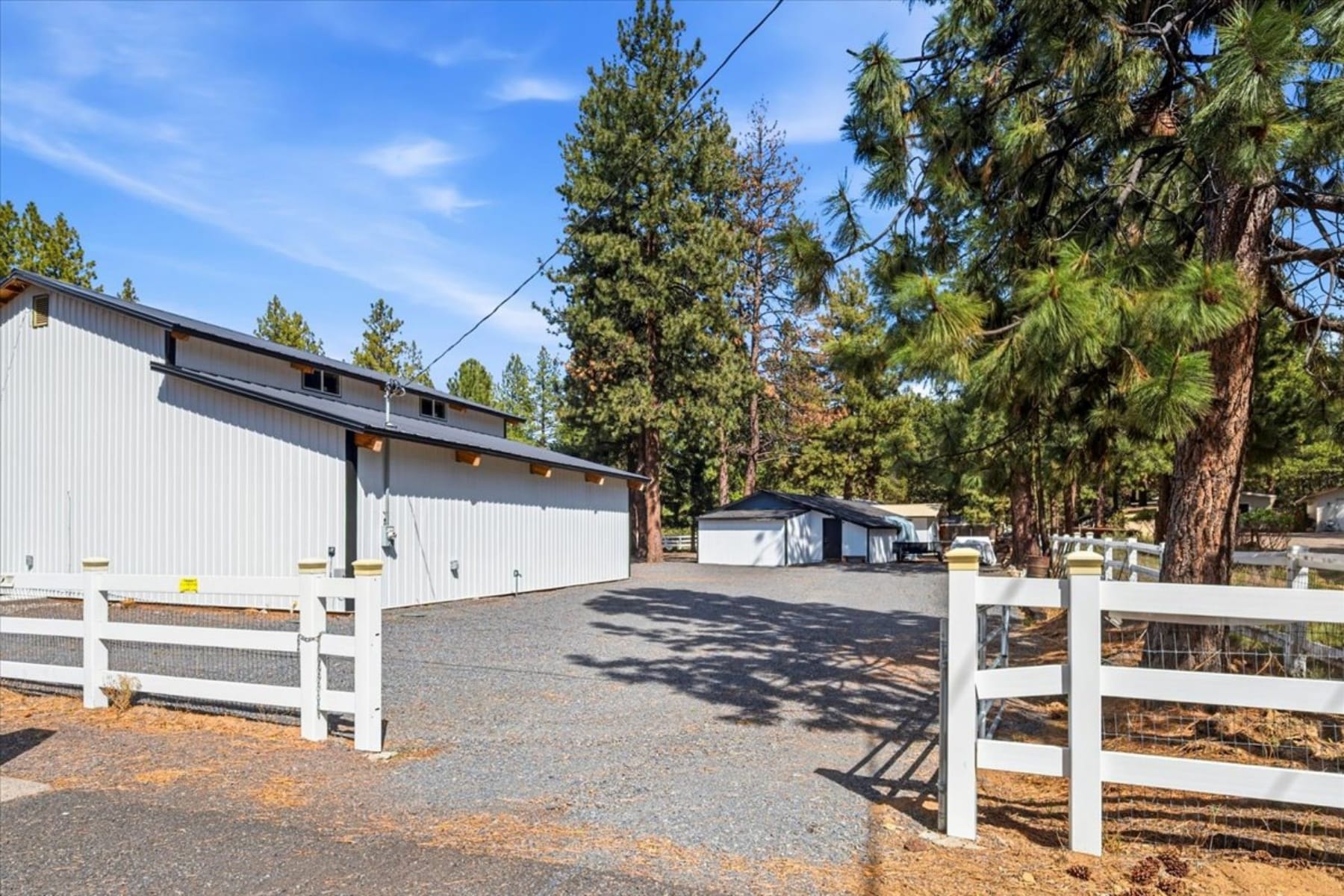  18961 River Woods Drive Bend, OR 97702 - 物件實景